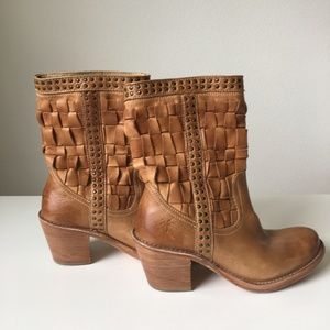 light brown booties for women